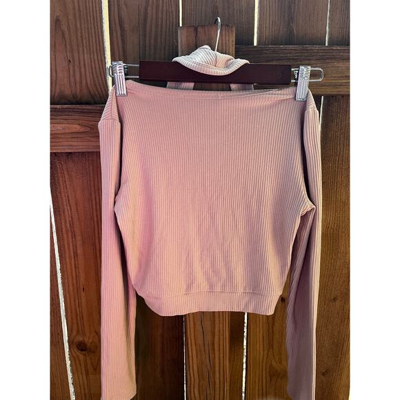 Cider Ribbed Halter Top-Crop Top - Picture 5 of 5